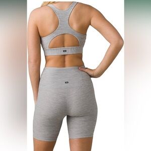 NWT Prana Kimble Short
Carbon Heather Size Small